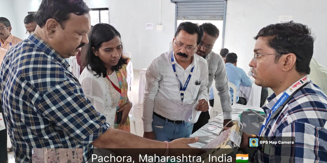 भडगाव नगर परिषद निवडणूक २०२५ : निरीक्षक देवदत्त केकाण यांची ईव्हीएम तपासणी.!!!
