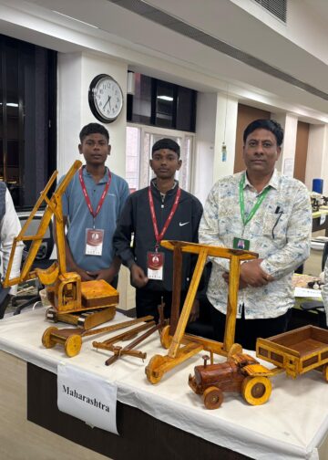 राष्ट्रीय कला उत्सव स्पर्धेत एस.के.पवार विद्यालयाचा देशातून पाचवा क्रमांक