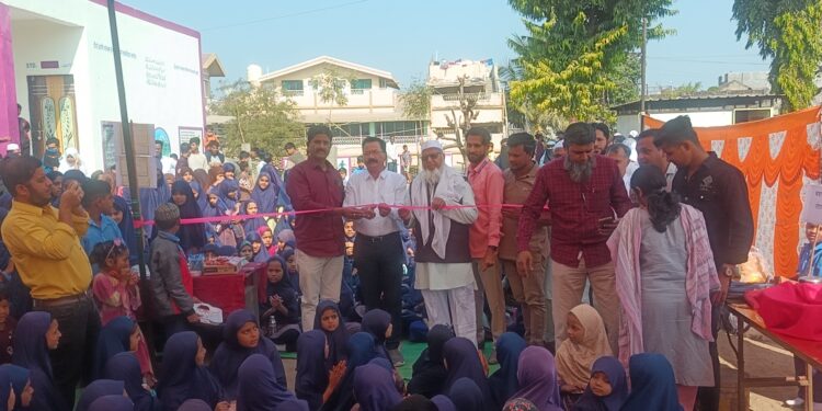 जि. प.उर्दू बाईज शाळेत आनंद मेळावा उत्साहात संपन्न.!!!