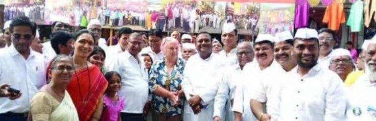 लालबागमध्ये विठुरायाचा गजर, मुंबई झाली भक्तीमय पंढरपूर