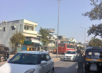 कजगाव येथे एसटी बस मनमानीपणे थांबत असल्याने प्रवाशांचे हाल.!!!