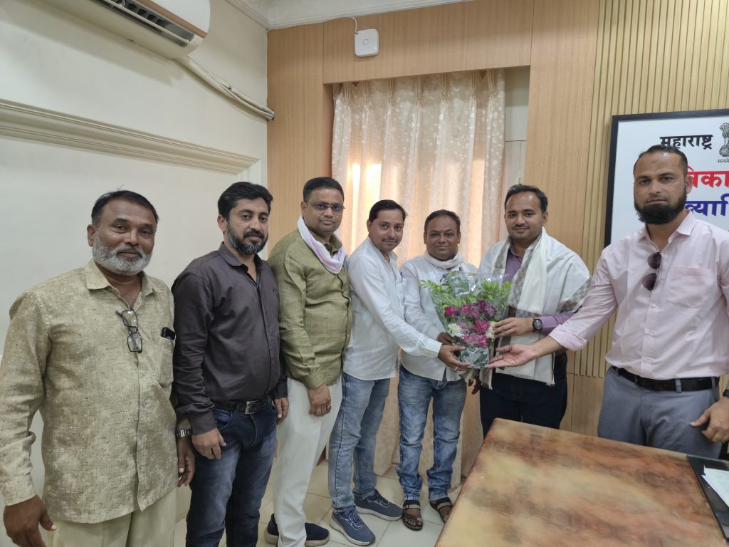 पाचोरा शहराच्या सर्वांगीण विकासासाठी नागरिकांचे सहकार्य आवश्यक – मुख्याधिकारी मंगेश देवरे 3 IMG 20260527 WA17331